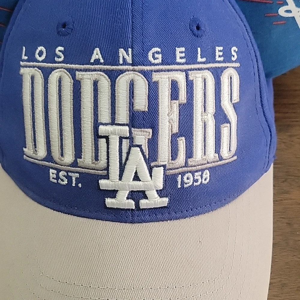 Los Angeles Dodgers Women's Blue Baseball Cap with Ear Accents - Picture 2 of 12